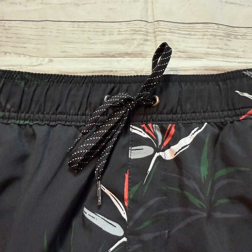 Quicksilver Boardshorts Swim Trunks Black‎ Floral Men's Size XL